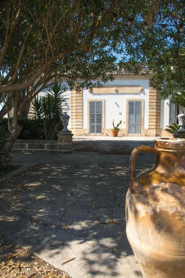 Dimora Del Duca, Masseria B&B Di Charme 몬테로니디레체 외부 사진